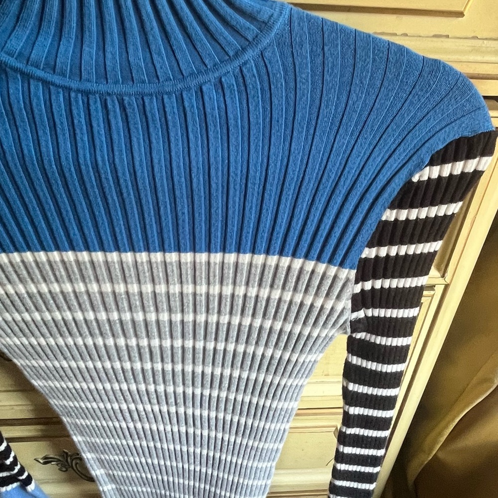 Loft striped sweater - Picture 3 of 4